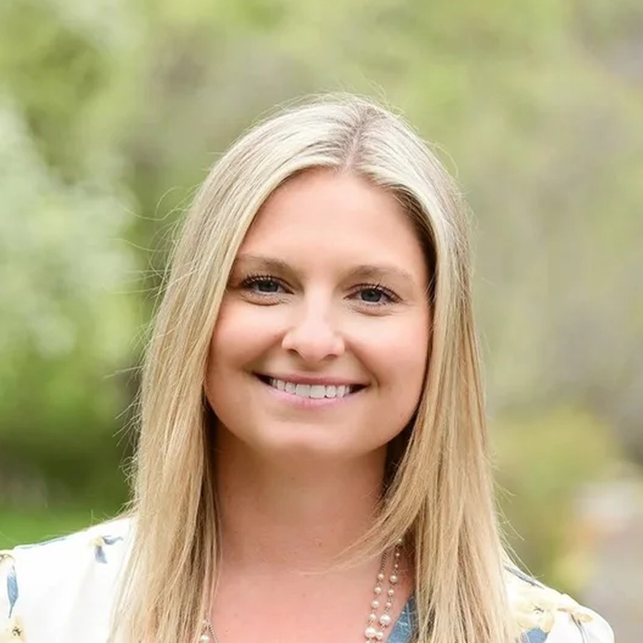 Headshot of Michelle Pietsch, Founding Partner at BeaconGTM